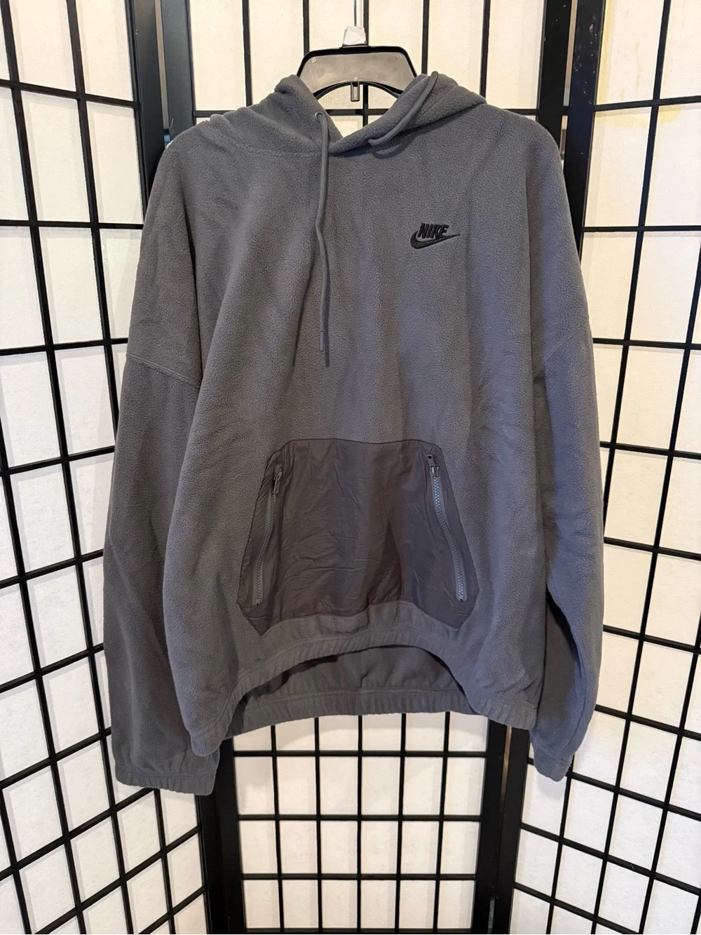 Nike Fleece Hoodie XL Gray Pullover Swoosh Logo‎ Cozy Athleisure Men NWT